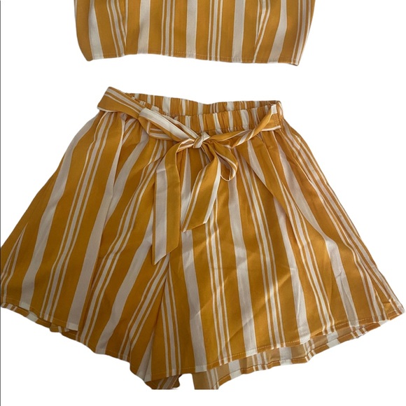 SHEIN TWO PIECE SET - Picture 3 of 3